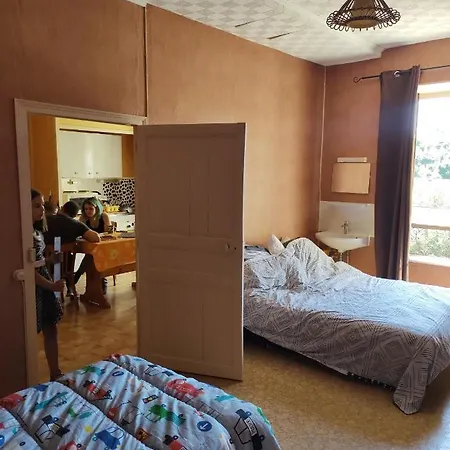 Les Hortensias 6 Apartman *